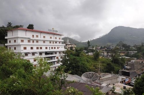 Hotel Laa Adams - The Luxurious Living Hatton Exterior foto